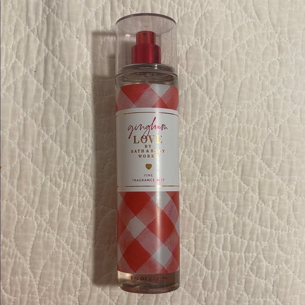 Bath & Body Works Gingham Love Fine Fragrance Mist - Red and White